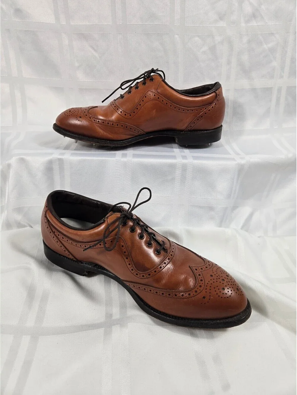 VTG Foot-Joy Classics Wingtip Golf Shoes 10D Metal Spikes